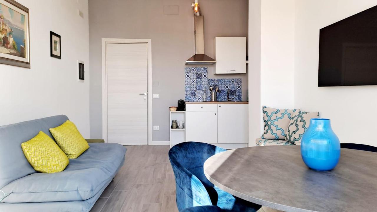 Le Case Di Ale - Holiday Homes Salerno Eksteriør bilde